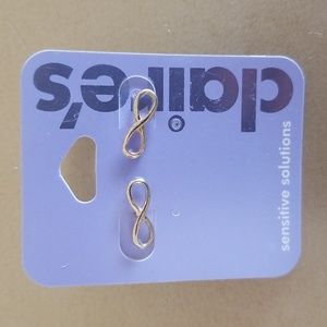 Claire's Infinity Gold Earrings NEW
